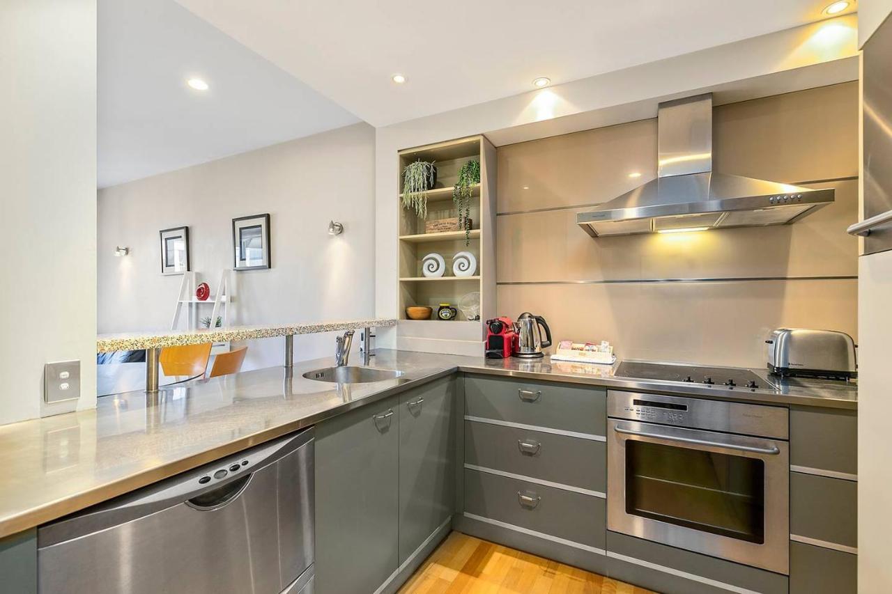 Enormous One Bedroom Beauty In Cbd! Free Parking Auckland Exteriör bild