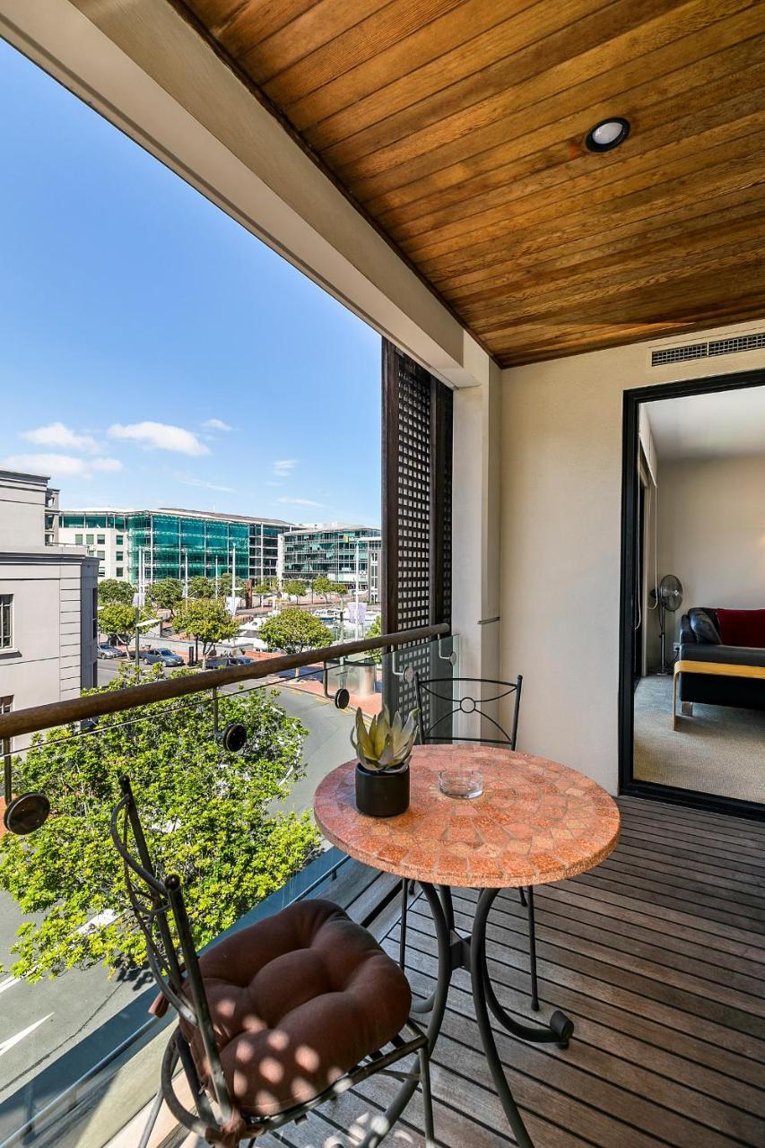 Enormous One Bedroom Beauty In Cbd! Free Parking Auckland Exteriör bild